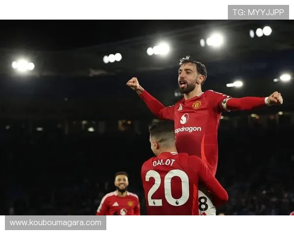 达洛特赞B费视野全面 指导队友如战术大师